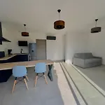 E Casette Apartment *