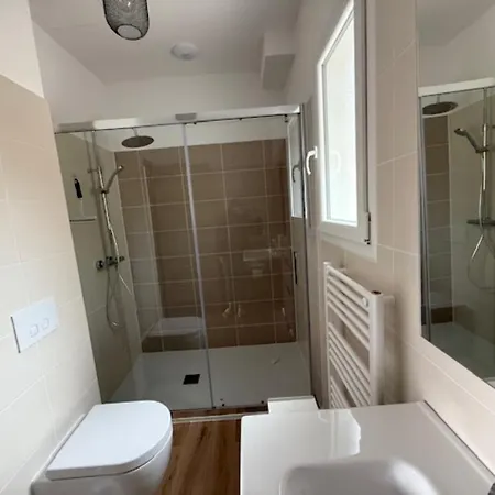 E Casette Apartment